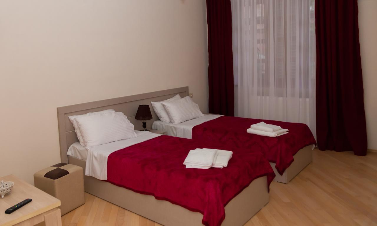 Holiday Rooms Тбілісі Екстер'єр фото