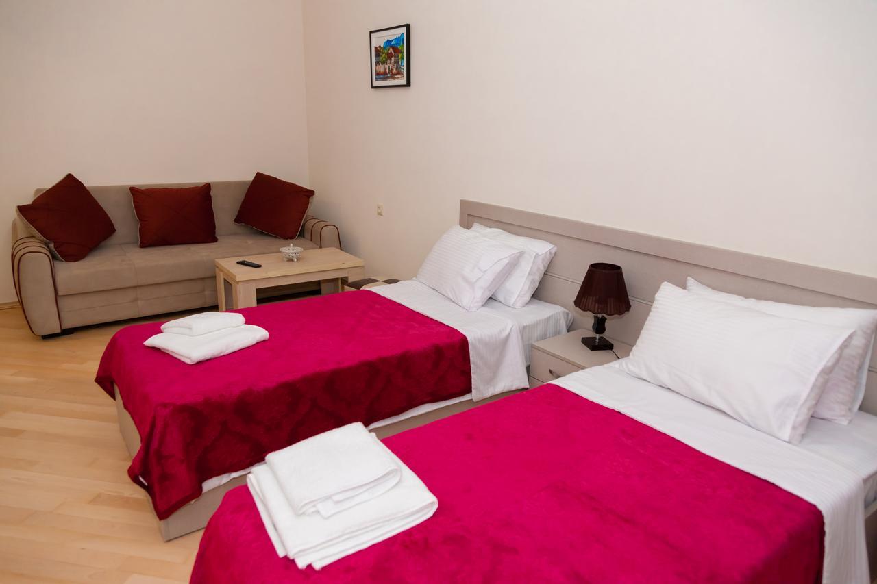 Holiday Rooms Тбілісі Екстер'єр фото